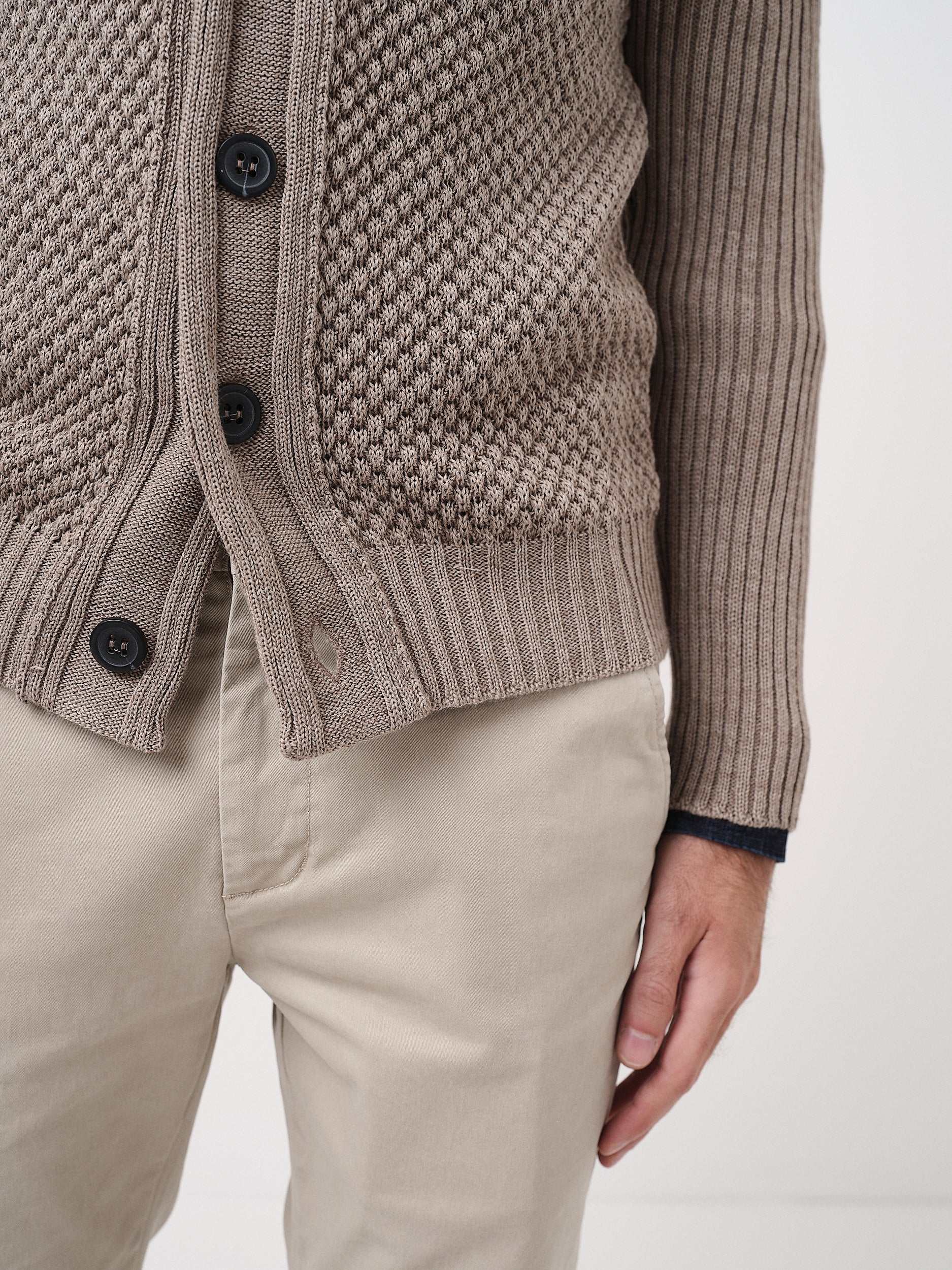 LEO - CARDIGAN IN LANA MERINO - BEIGE